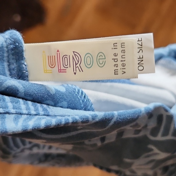 LULAROE LLR OS Garden Floral Butterfly Bug Buttery Soft Legging One Size - Picture 5 of 6